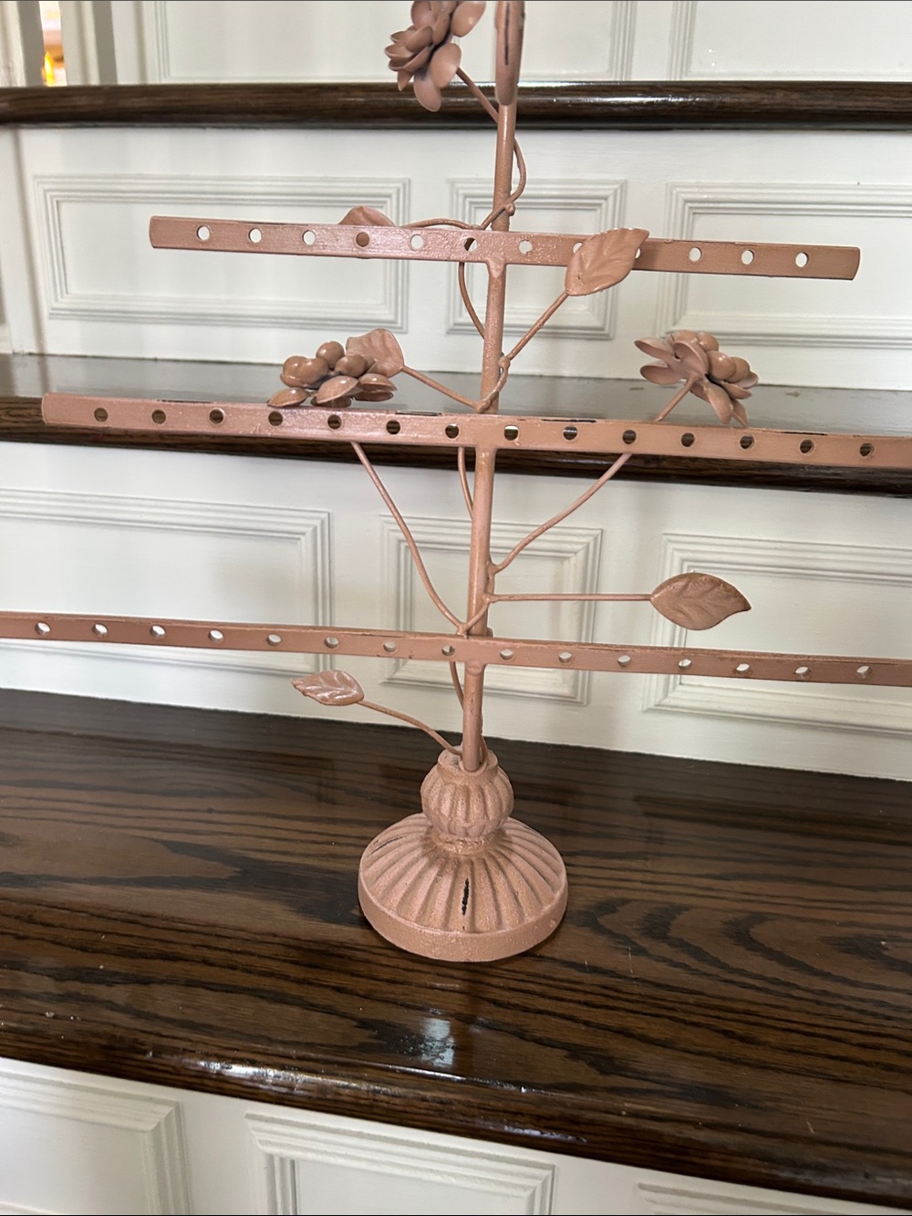 Metal Floral Jewelry Stand in Blush Pink